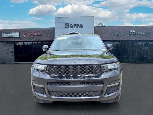 Diamond Black Crystal Pearlcoat 2024 Jeep Grand Cherokee L Limited