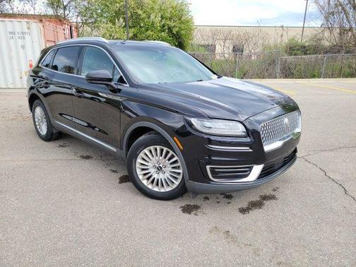 Black Metallic 2019 Lincoln Nautilus Standard