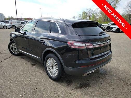 Black Metallic 2019 Lincoln Nautilus Standard