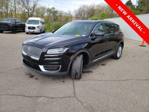 Black Metallic 2019 Lincoln Nautilus Standard