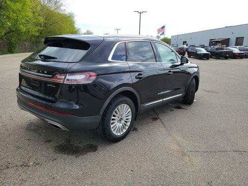 Black Metallic 2019 Lincoln Nautilus Standard
