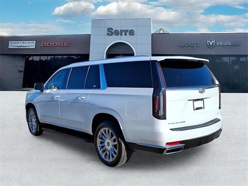 2023 Cadillac Escalade ESV Premium Luxury