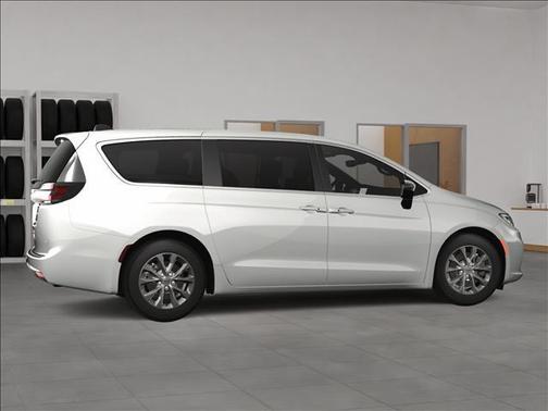 2025 Chrysler Pacifica L