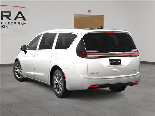 2025 Chrysler Pacifica L