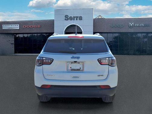 2023 Jeep Compass Latitude Lux