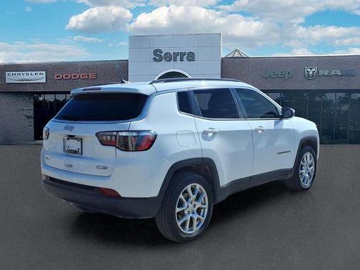 2023 Jeep Compass Latitude Lux