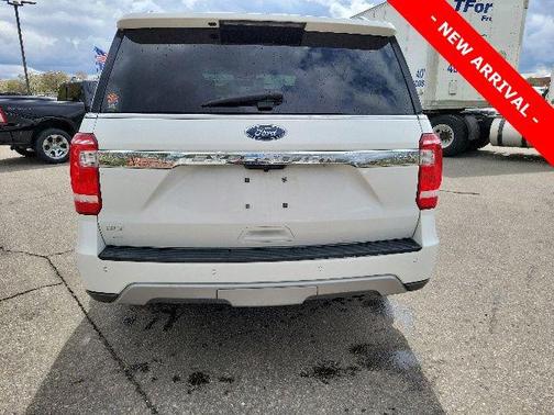 Star White Metallic Tri-Coat 2021 Ford Expedition Max XLT