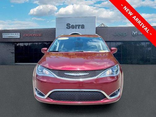 Velvet Red Pearlcoat 2017 Chrysler Pacifica Touring-L