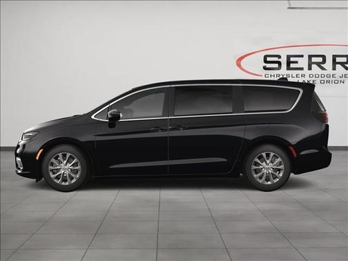 2025 Chrysler Pacifica L