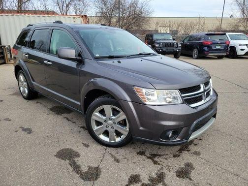Granite Crystal Metallic Clearcoat 2014 Dodge Journey Limited