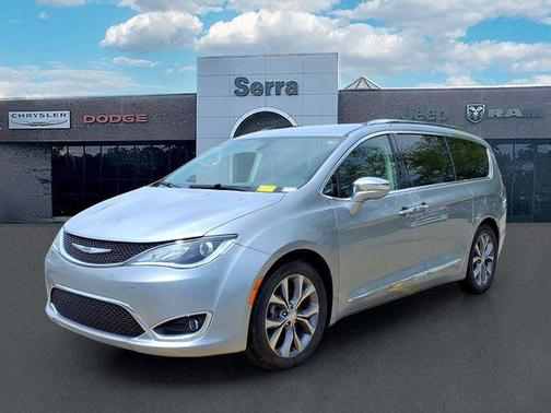 Billet Silver Metallic Clearcoat 2019 Chrysler Pacifica Limited