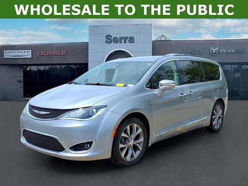 Billet Silver Metallic Clearcoat 2019 Chrysler Pacifica Limited