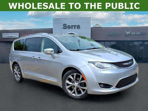 Billet Silver Metallic Clearcoat 2019 Chrysler Pacifica Limited