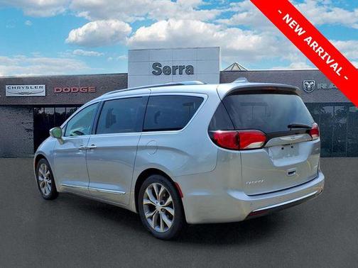 Billet Silver Metallic Clearcoat 2019 Chrysler Pacifica Limited