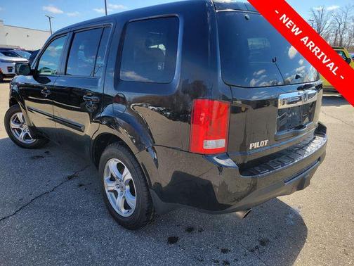 Crystal Black Pearl 2013 Honda Pilot EX-L