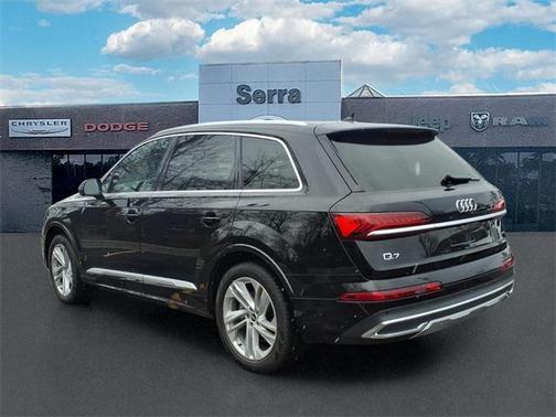 2021 Audi Q7 55 Premium Plus