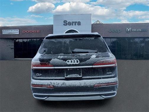 2021 Audi Q7 55 Premium Plus