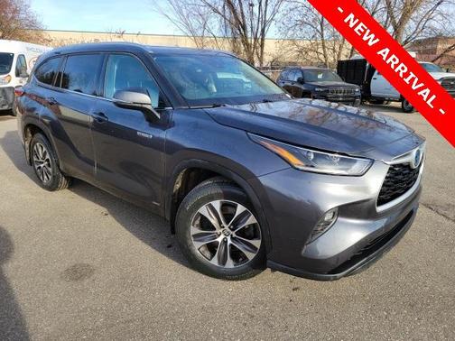 2021 Toyota Highlander Hybrid XLE