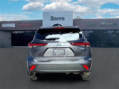 2021 Toyota Highlander Hybrid XLE
