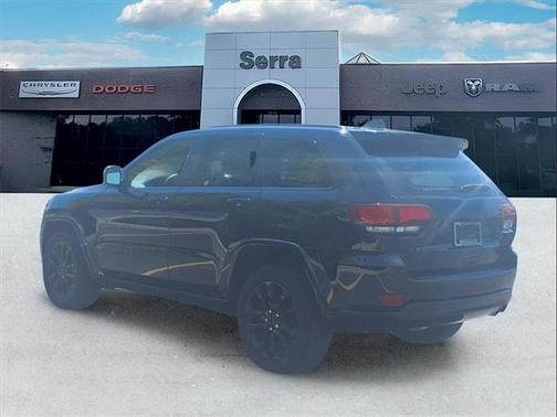 2022 Jeep Grand Cherokee Laredo
