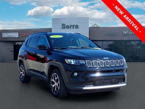 Diamond Black Crystal Pearlcoat 2024 Jeep Compass Limited