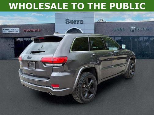 Granite Crystal Metallic Clearcoat 2015 Jeep Grand Cherokee Altitude