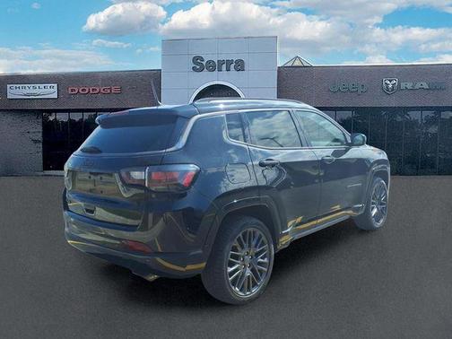 Diamond Black Crystal Pearlcoat 2022 Jeep Compass High Altitude