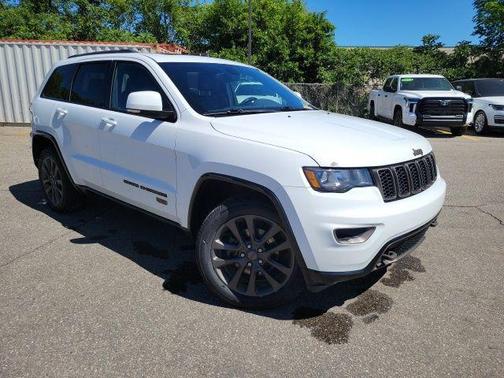 Bright White Clearcoat 2016 Jeep Grand Cherokee Limited