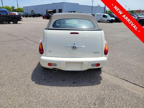 Cool Vanilla 2005 Chrysler PT Cruiser GT