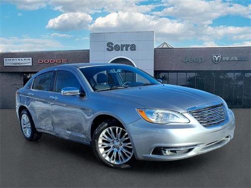 2013 Chrysler 200 Limited
