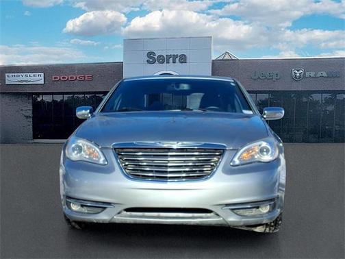 2013 Chrysler 200 Limited