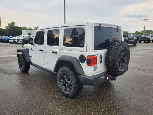 2022 Jeep Wrangler Willys