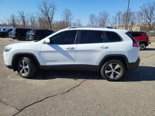 Bright White Clearcoat 2019 Jeep Cherokee Limited