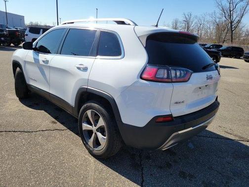 Bright White Clearcoat 2019 Jeep Cherokee Limited