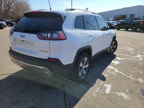 Bright White Clearcoat 2019 Jeep Cherokee Limited