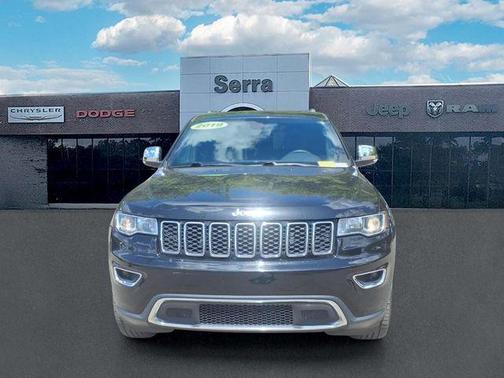 Diamond Black Crystal Pearlcoat 2019 Jeep Grand Cherokee Limited