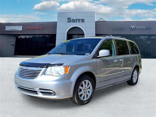 2016 Chrysler Town & Country Touring