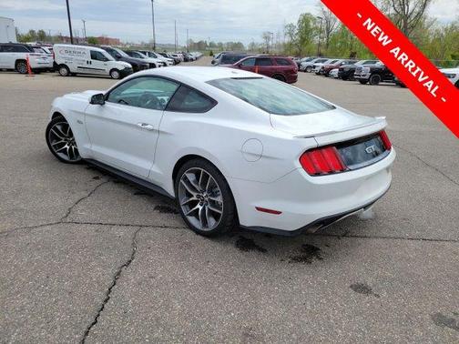 Oxford White 2016 Ford Mustang GT Premium