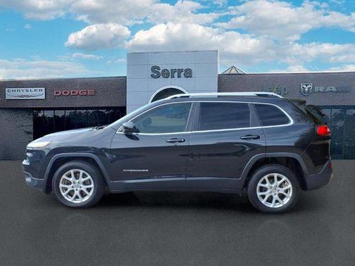 Brilliant Black Crystal Pearlcoat 2015 Jeep Cherokee Latitude