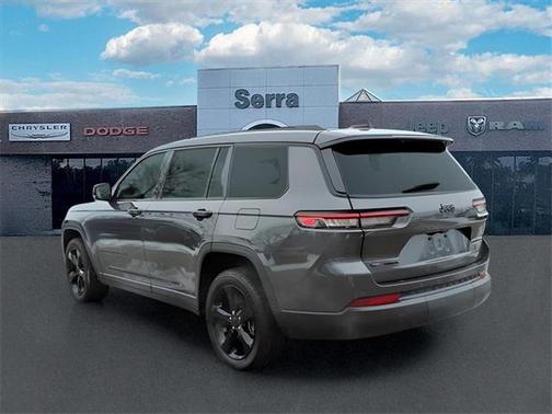 2022 Jeep Grand Cherokee L Altitude