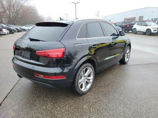 Black Metallic 2017 Audi Q3 2.0T Premium Plus