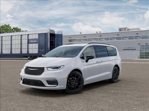 Bright White Clearcoat 2025 Chrysler Pacifica Limited