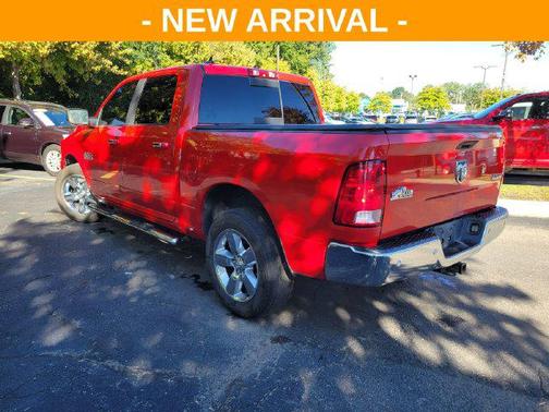 Flame Red Clearcoat 2017 RAM 1500 Big Horn