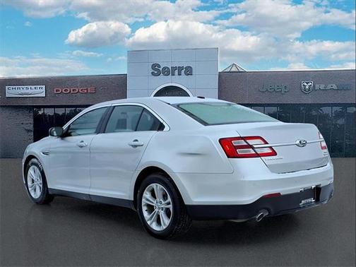 2017 Ford Taurus SEL