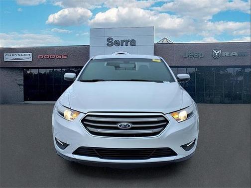 2017 Ford Taurus SEL