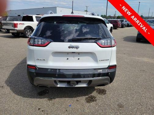 Bright White Clearcoat 2019 Jeep Cherokee Limited