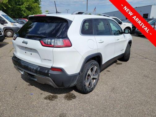 Bright White Clearcoat 2019 Jeep Cherokee Limited