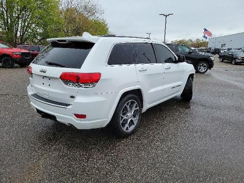 Bright White Clearcoat 2019 Jeep Grand Cherokee Overland