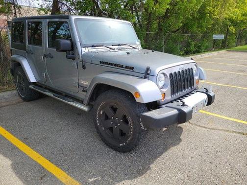 Billet Metallic Clearcoat 2013 Jeep Wrangler Unlimited Sahara