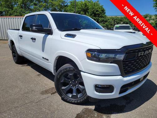 Bright White Clearcoat 2025 RAM 1500 Big Horn/Lone Star